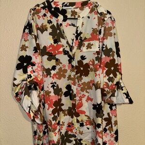 Calvin Klein Black and White 3/4 Sleeve Relaxed Blouse